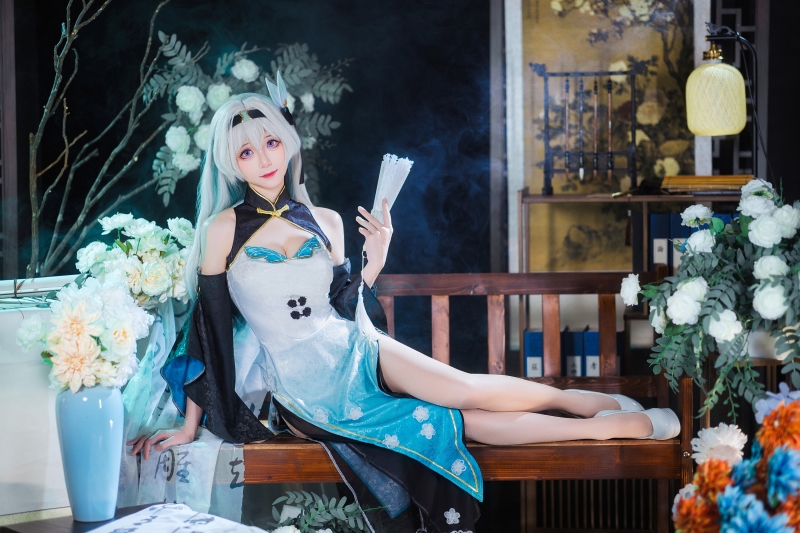 Tomoyo酱#星穹铁道 流萤旗袍【24P-106MB】来看看吧