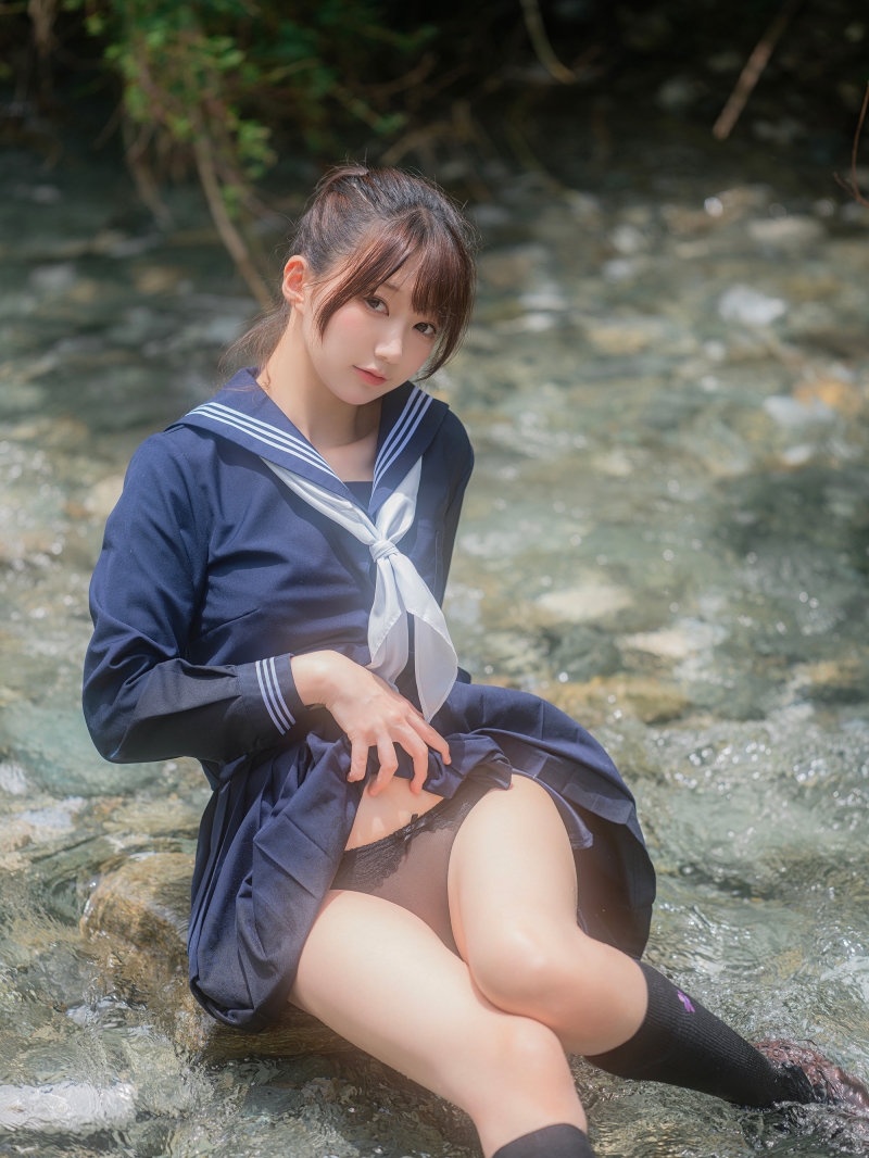 NAGISA魔物喵#川で水遊び【110P-313MB】图片作品下载