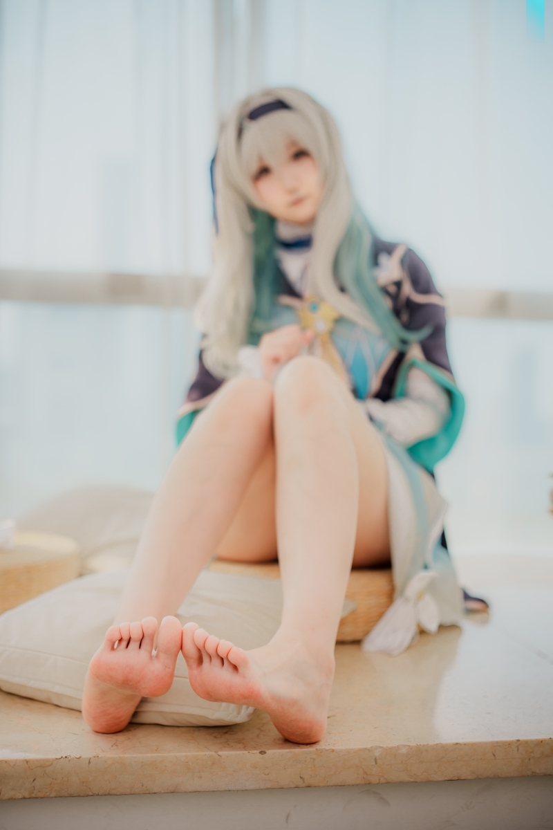 Seele麦麦#流萤纯白物语【34P-11V-246MB】美丽的女生cos图片