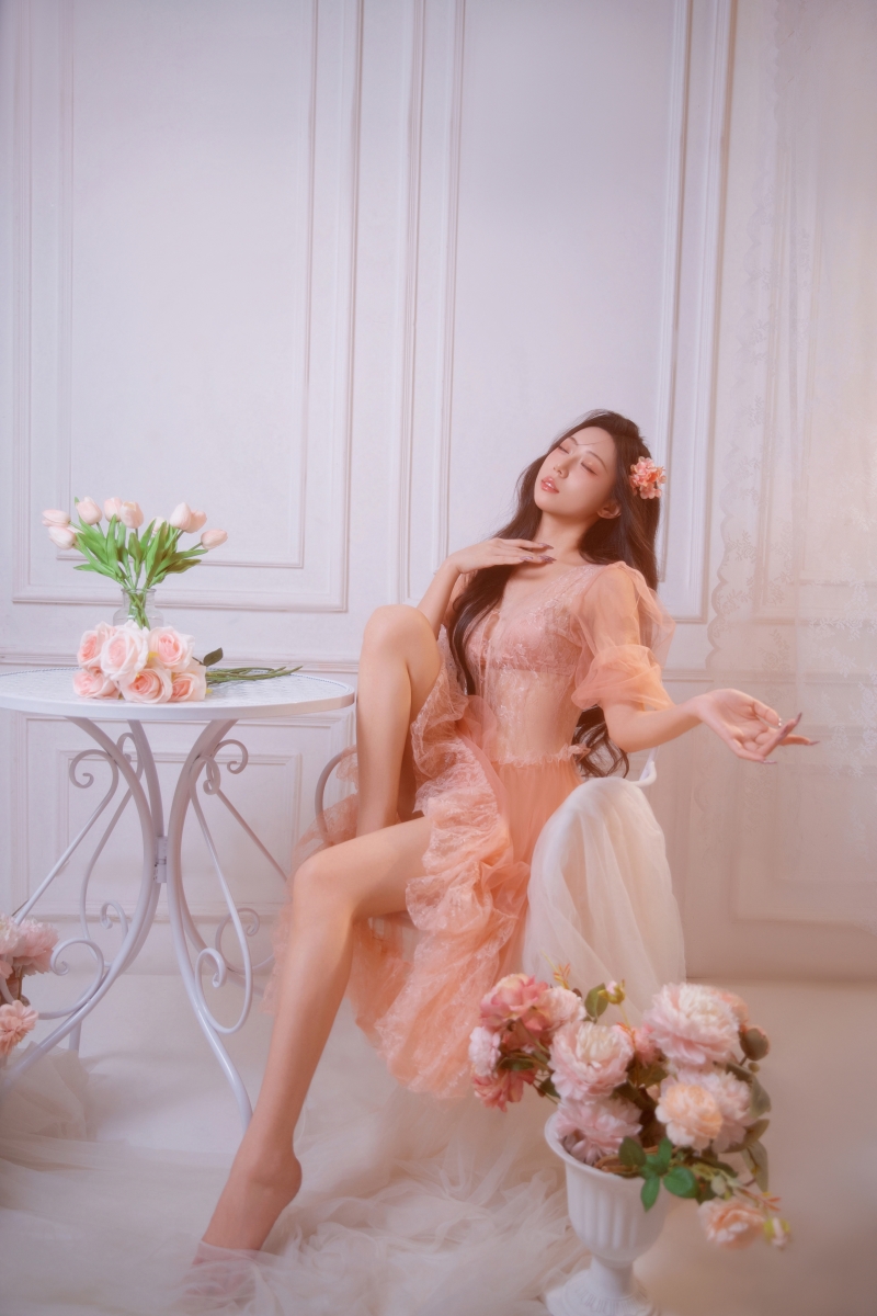 Money冷冷#仙女粉氛围感写真【30P-391M】资源分享
