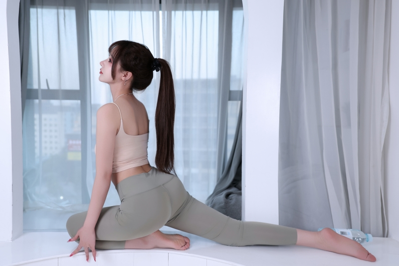 羽生三未#瑜伽姐姐【42P-2V-379MB】最新整理