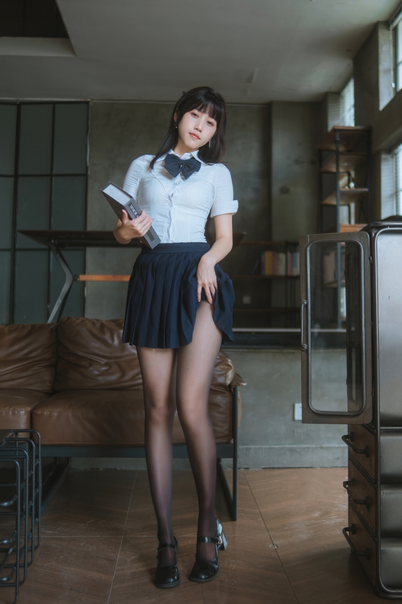 不呆猫#JK学妹户外【59P-390MB】下载