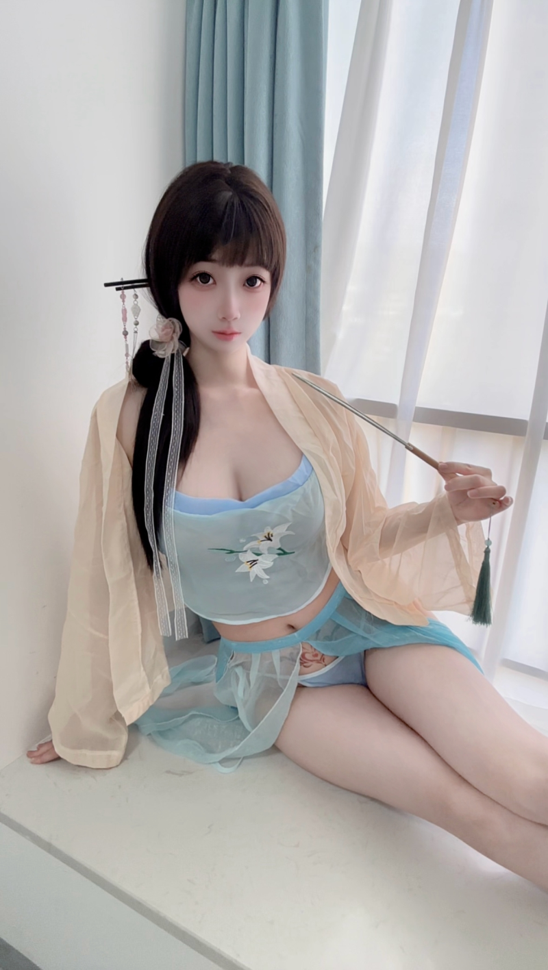 B站 兔叽兔姬#24年12月舰长【23P-3V-366MB】收藏起来吧