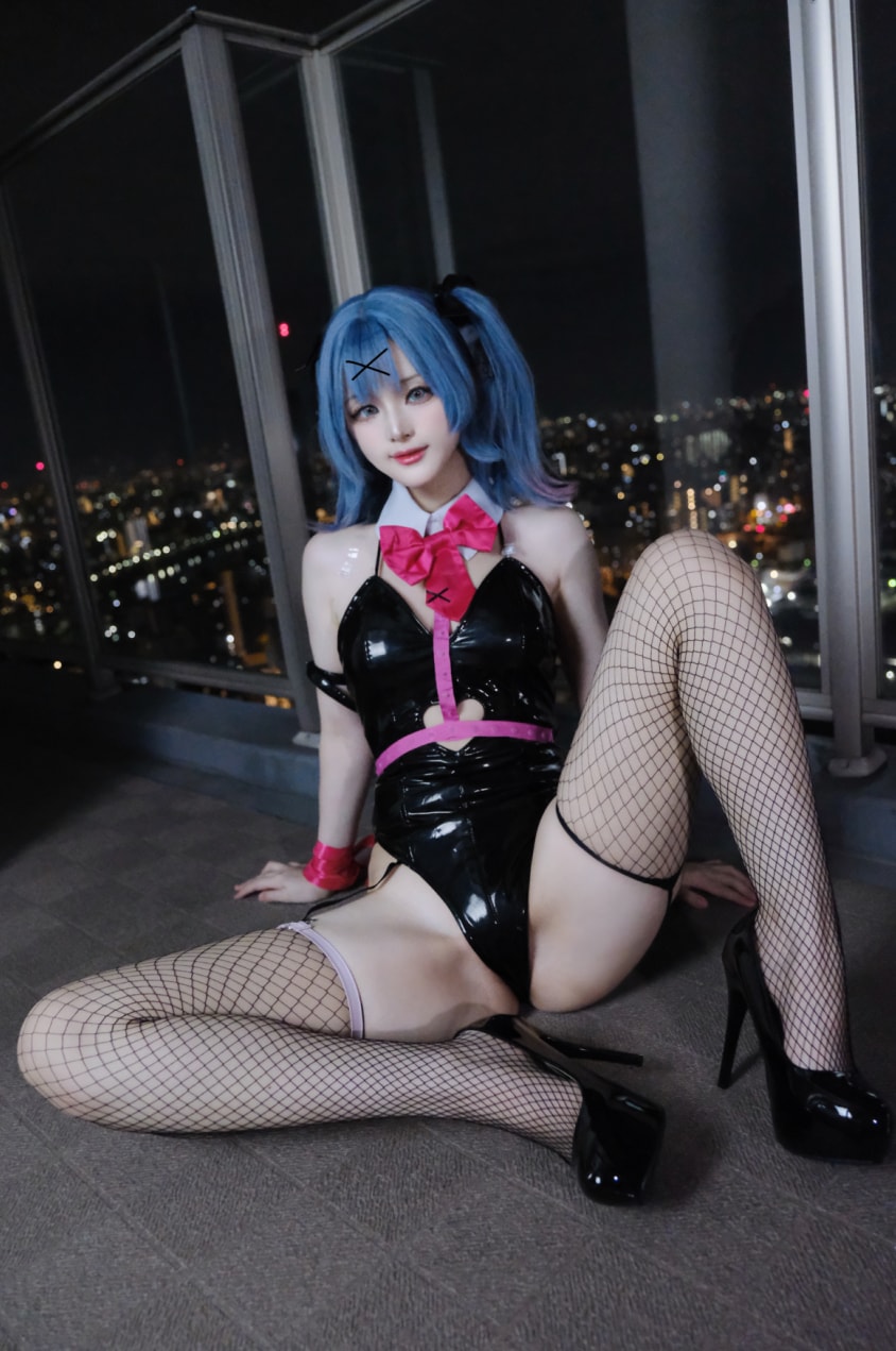 幼愛youmeko –#初音未来兔子洞兔女郎非常漂亮