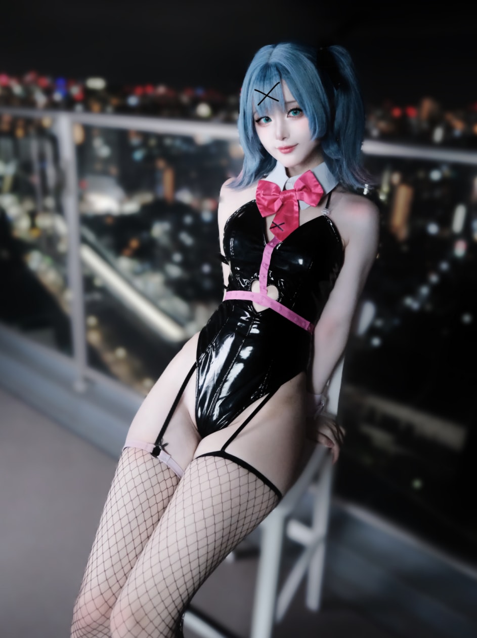 幼愛youmeko –#初音未来兔子洞兔女郎非常漂亮