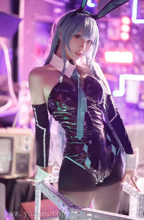 图片欣赏丨Coser周叽是可爱兔兔:NO.39-树城兔女郎[28P-426M]在线观看资料
