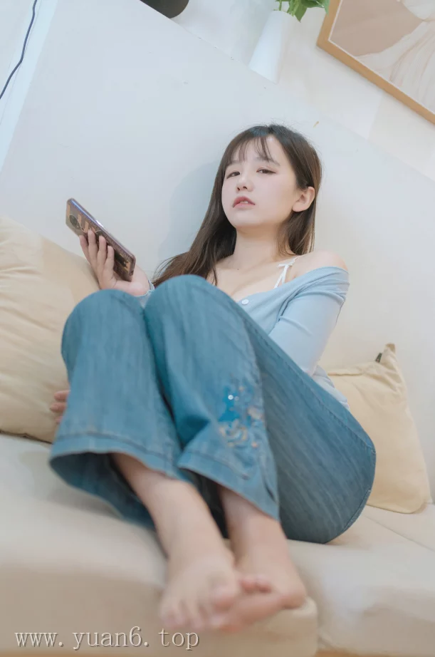 图片欣赏丨Coser阿半今天很开心:NO.31-住在隔壁的太太[37P-333.6M]在线观看资料