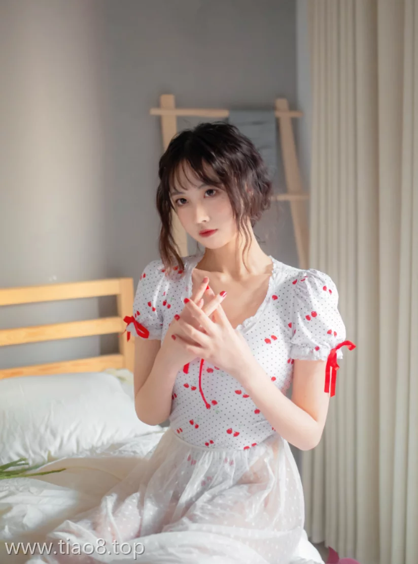 图片欣赏丨Coser念雪ww:NO.038-红玫瑰[32P-234MB]在线观看资料
