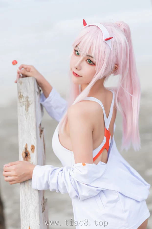 图片欣赏丨Coser_Momoko葵葵:NO.038-泳装 兔女郎&花嫁[61P-411.3M]在线观看资料