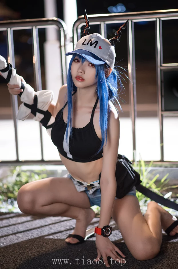 图片欣赏丨Coser大大卷卷小卷:NO.012女游客 陈 [9P-158MB]在线观看资料