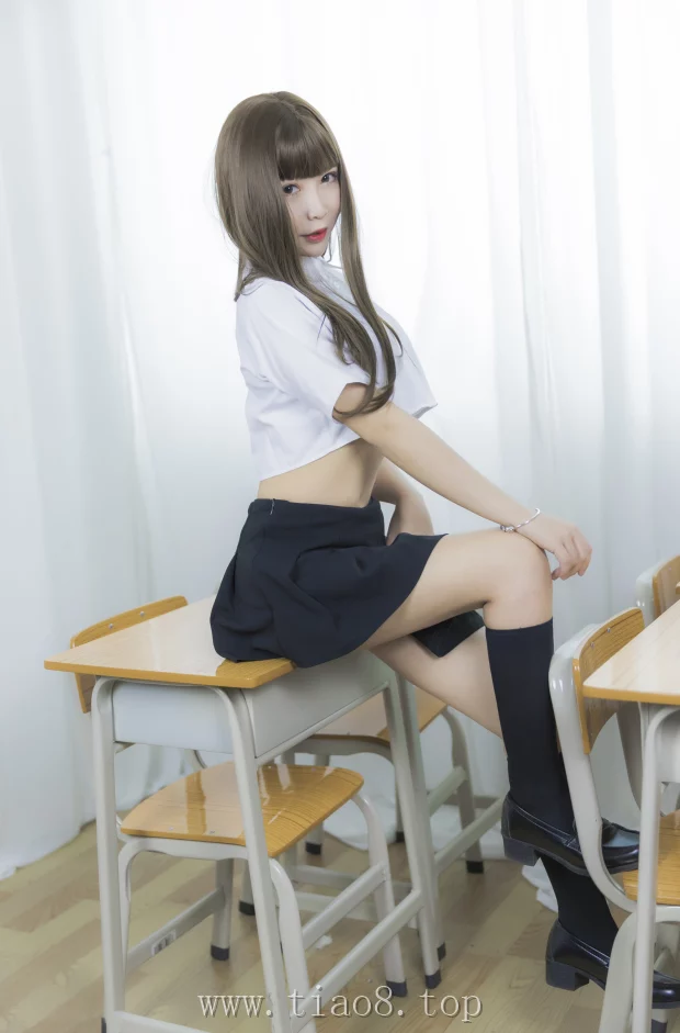 图片欣赏丨Coser抱走莫子aa:NO.002-等你下课[42P-435.4M]在线观看资料