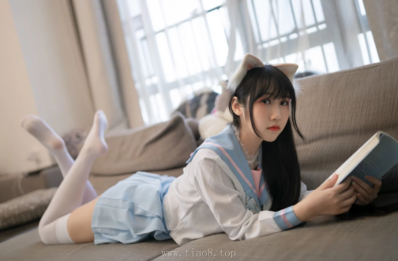 图片欣赏丨Coser不呆猫:NO.061-白色兔子JK[63P-388.7M]在线观看资料