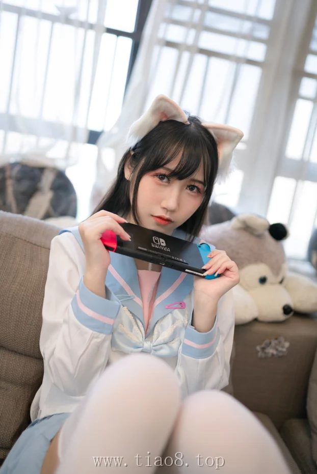 图片欣赏丨Coser不呆猫:NO.061-白色兔子JK[63P-388.7M]在线观看资料