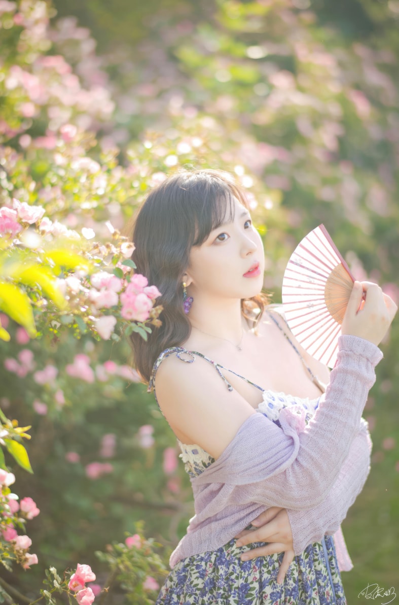 皮皮奶可可爱了啦#蔷薇花图片作品欣赏