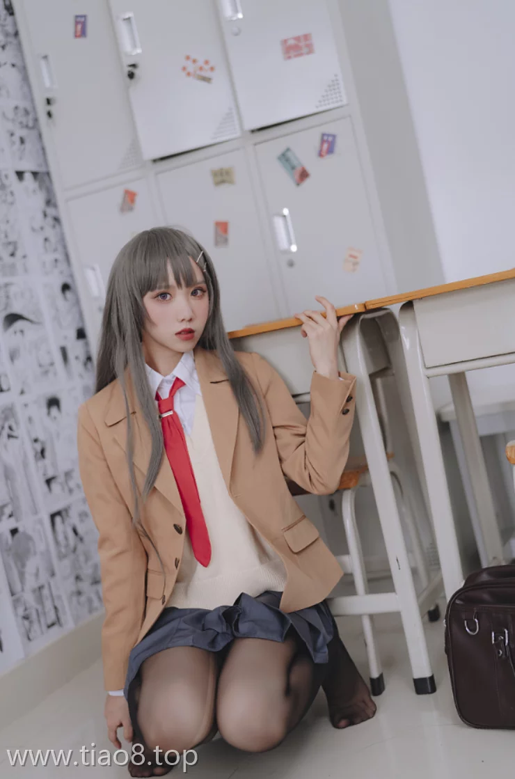 图片欣赏丨Coser果咩酱w:NO.043-麻衣校服[30P-229.3M]在线观看资料