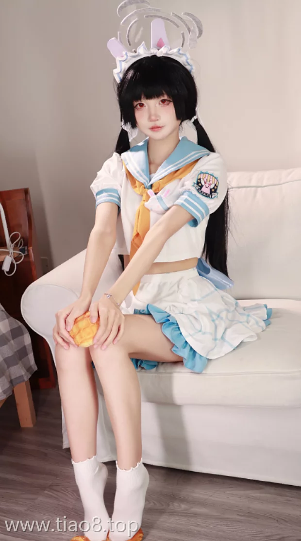 图片欣赏丨Coser五更百鬼:NO.048-二月舰长图[15P-83.2M]在线观看资料