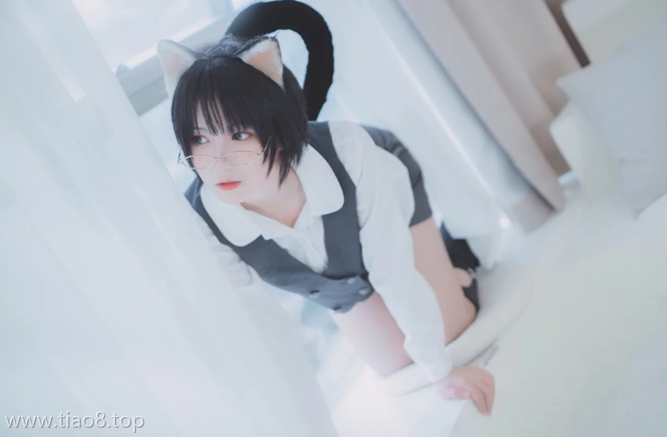 逐月Su治愈系[少年喵]18P,唤醒你心底的少年时光!在线观看资料