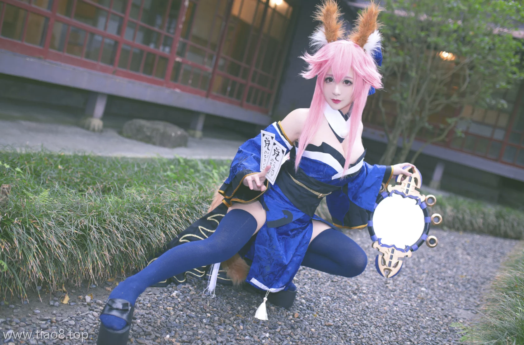 暗夜女王降临!叫我千寻大人[鬼灭之刃]堕姬:NO.026,16P演绎绝美悲歌在线观看资料