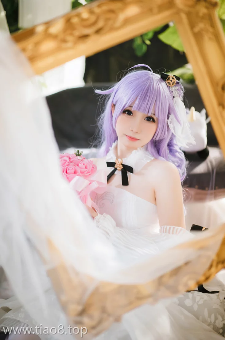 Coser焖焖碳演绎独角兽婚纱cos,25张169.5M视觉盛宴在线观看资料