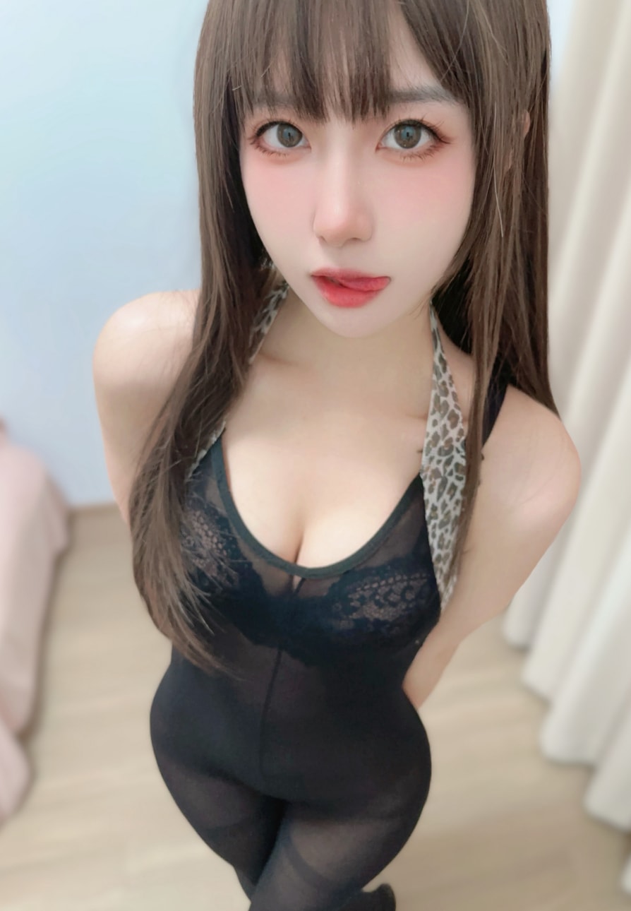 布丁大法 – 黑斯一线天下载