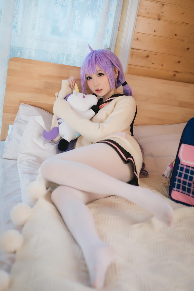 焖焖碳#独角兽JK制服美丽的女生图片