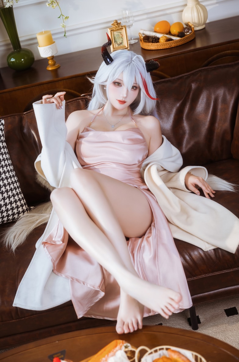 瓜希酱#碧蓝航线-埃吉尔睡衣一起来欣赏吧！