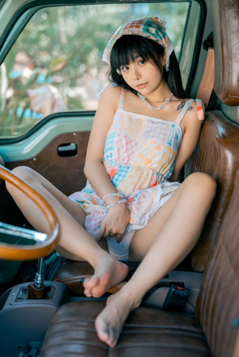 小羊不吃草 – 夏天的记忆图片作品欣赏