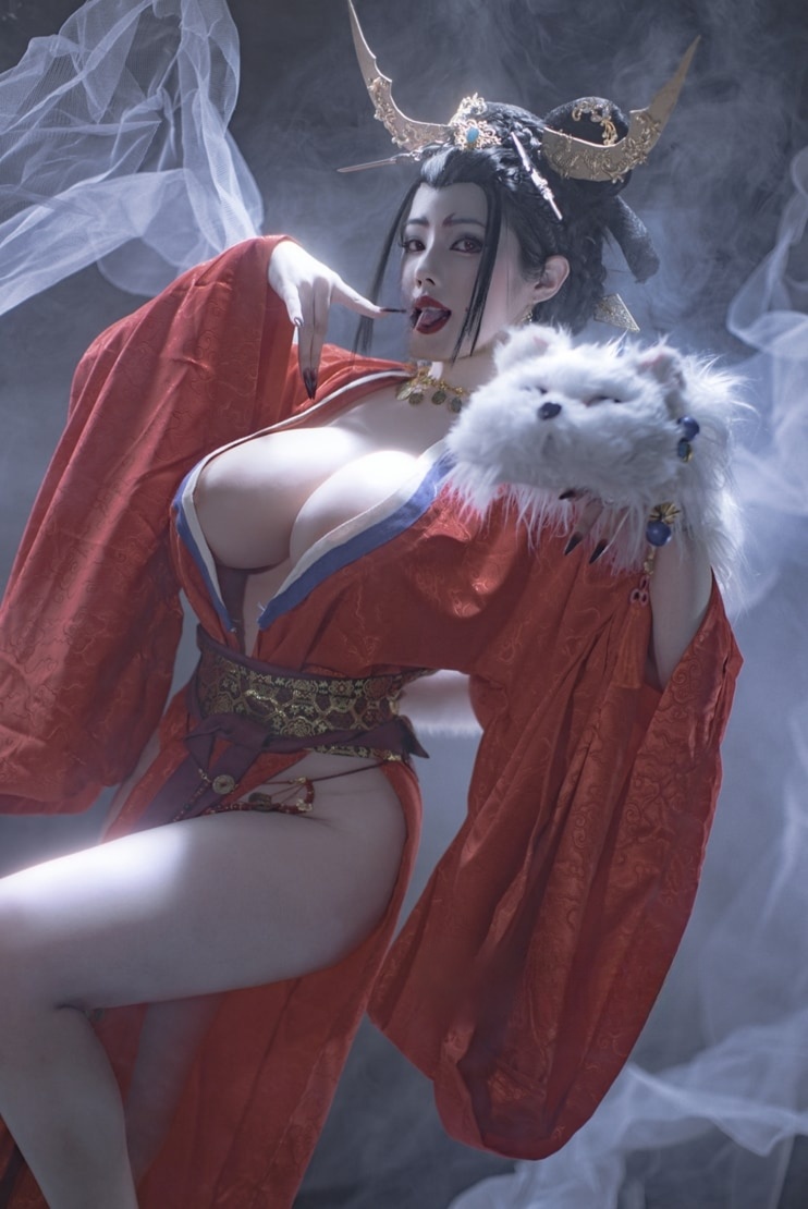 钛合金TiTi – 无常狐未删减图片作品