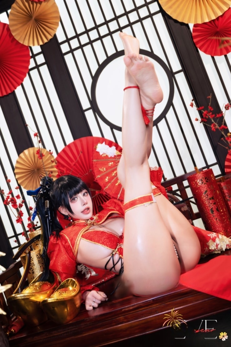 Byoru#Eve New Year Qipao微博图片