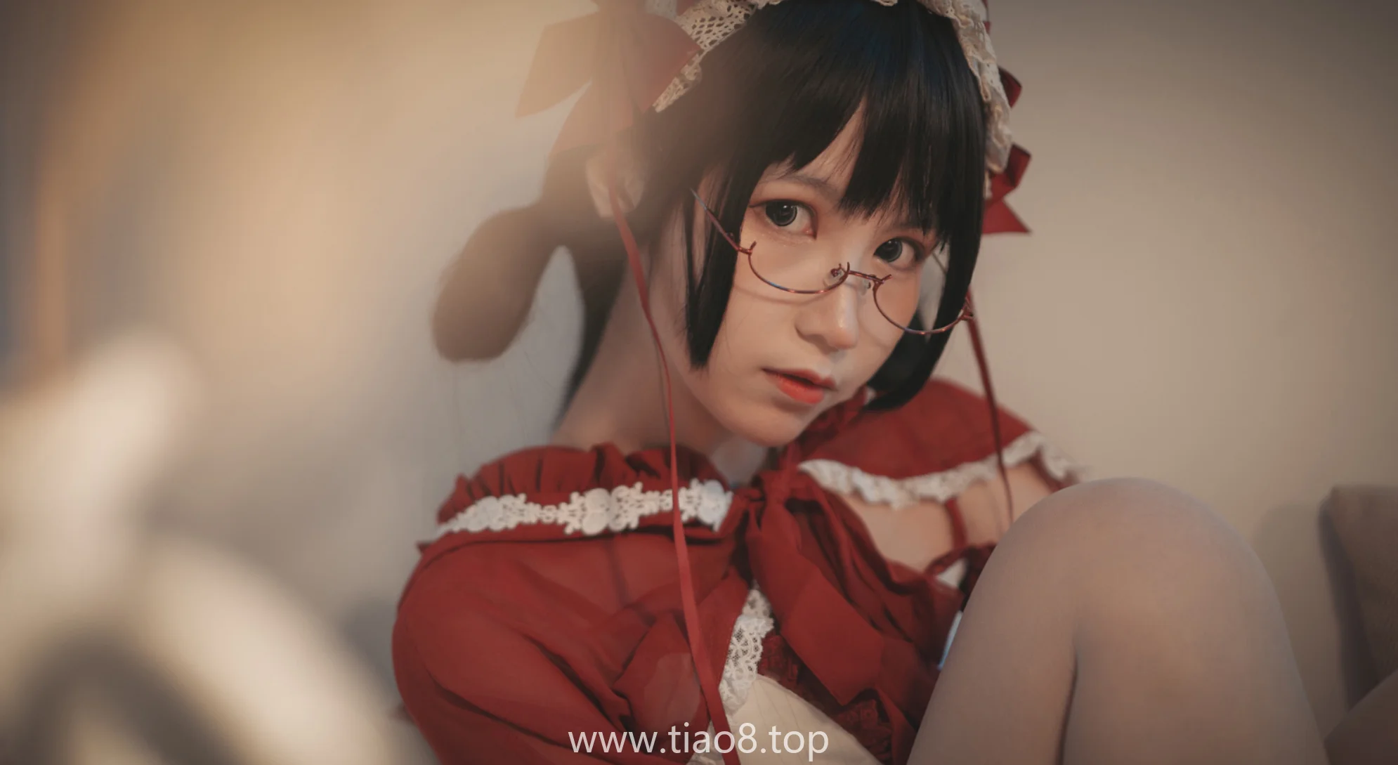 逐月Su童话镇小红帽cosplay:NO.041的红斗篷下,不只是甜美在线观看资料 逐月Su童话镇小红帽cosplay:NO.041的红斗篷下,不只是甜美在线观看资料