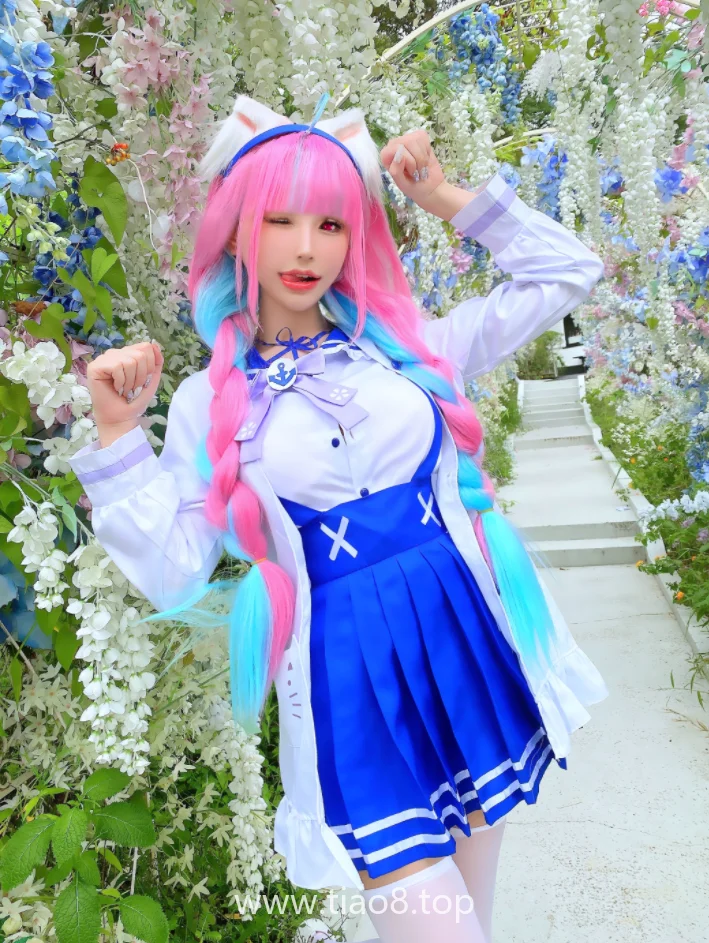 花リリPlant Lily版阿库娅cosplay:把最吵的虚拟主播拍安静了在线观看资料
