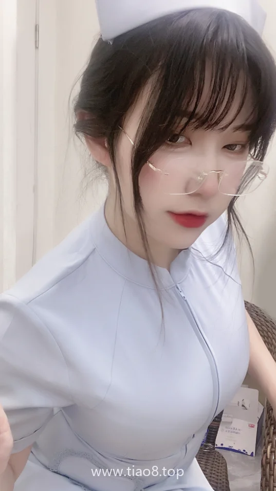 奇行家狗崽009七三蓝护士,耐看的可不止衣服呀在线观看资料 奇行家狗崽009七三蓝护士,耐看的可不止衣服呀在线观看资料