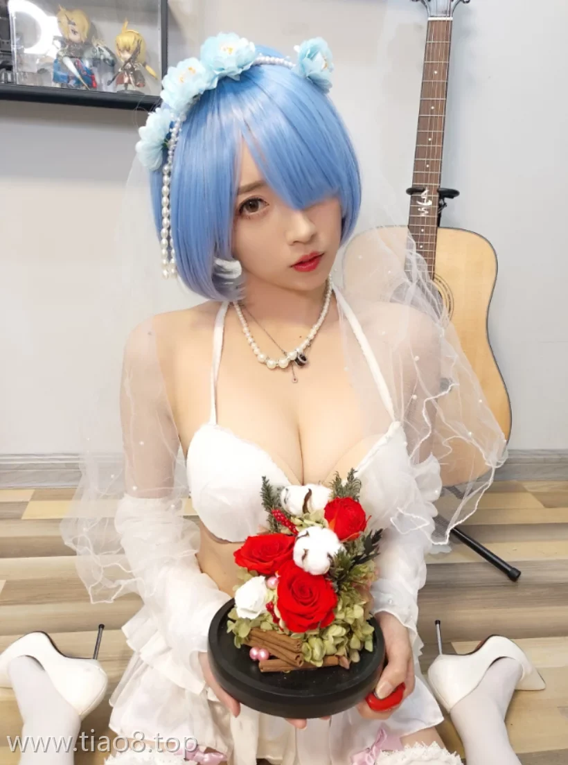 图片欣赏丨Coser小巫女露娜:NO.006-雷姆婚纱[29P-155MB]在线观看资料