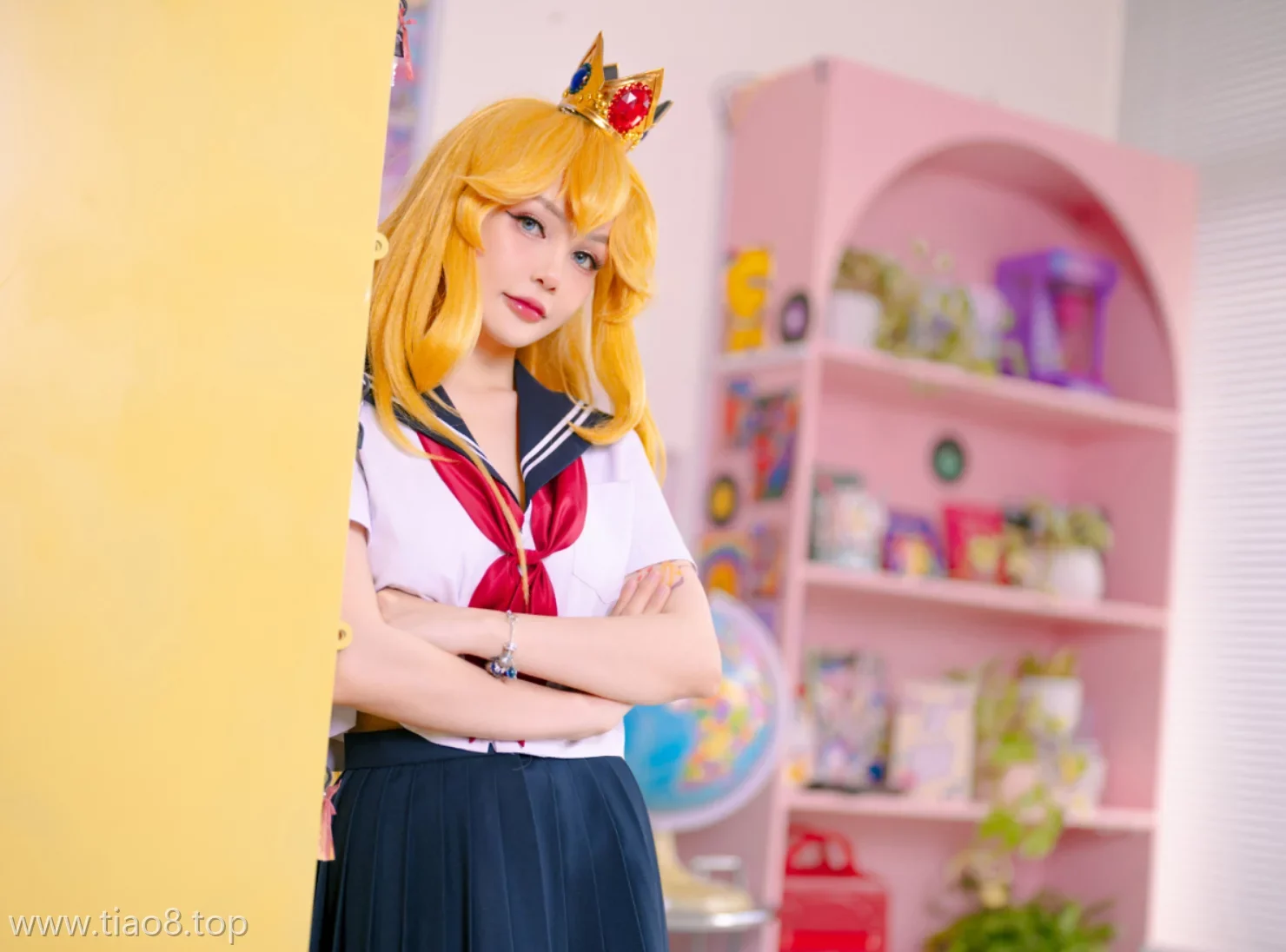图片欣赏丨Coser_Joyce Lin2x:NO.041-Peach School Girl[54P-250.8M]在线观看资料