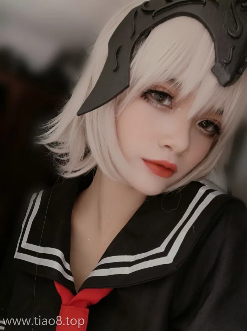 图片欣赏丨Coser_Azami:NO.020-黑贞德[14P-40MB]在线观看资料