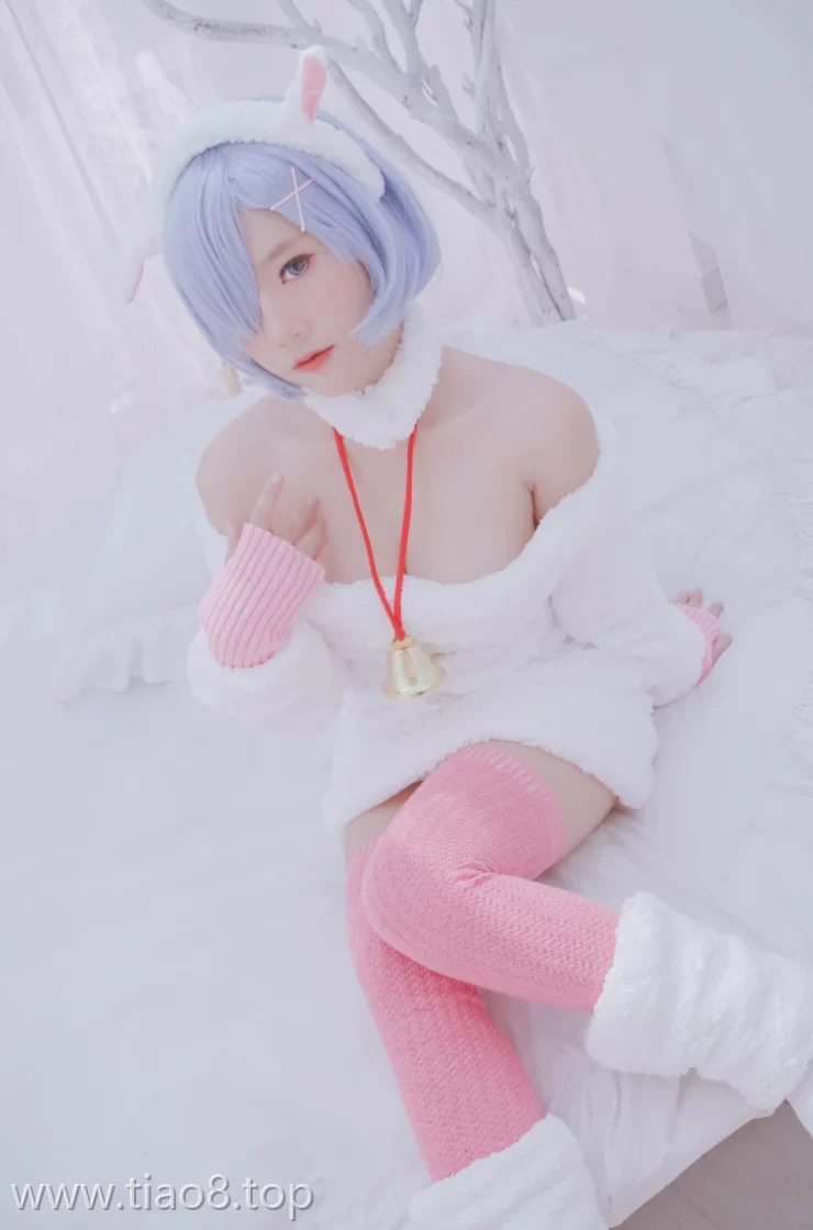 图片欣赏丨Coser_Messie Huang:NO.008-Rem the sheep[46P-90MB]在线观看资料