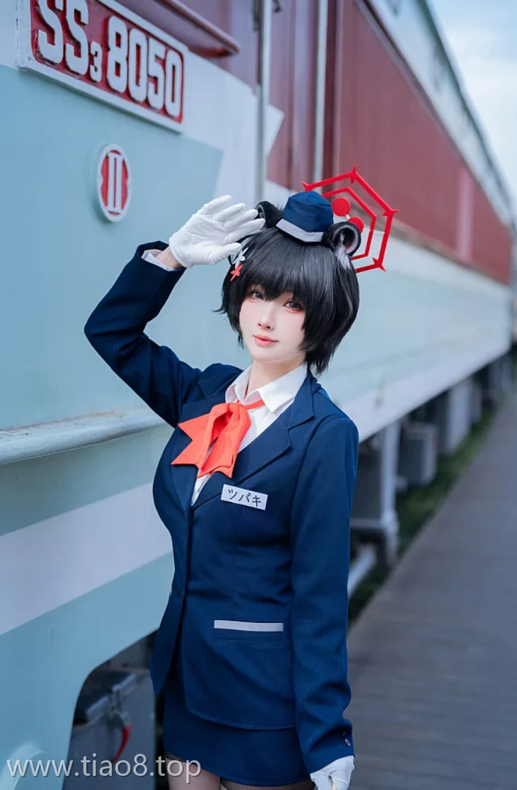 图片欣赏丨Coser_rioko凉凉子:NO.0138-蔚蓝档案 导游 椿[62P12V-1.03G]在线观看资料