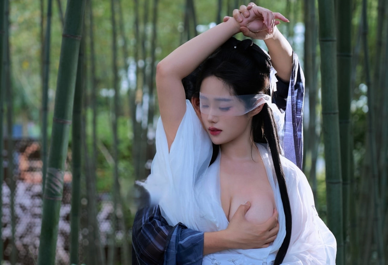 钛合金TiTi – 小龙女VS龙骑士下载欣赏 钛合金TiTi – 小龙女VS龙骑士下载欣赏