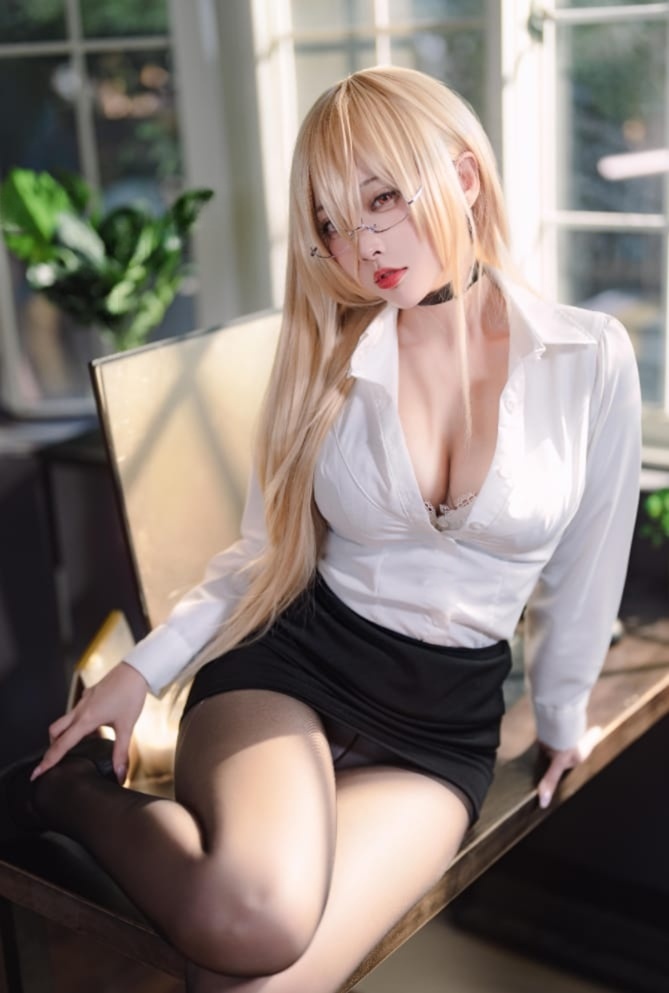 宫本桜 –#碧蓝航线 怨仇微博照片