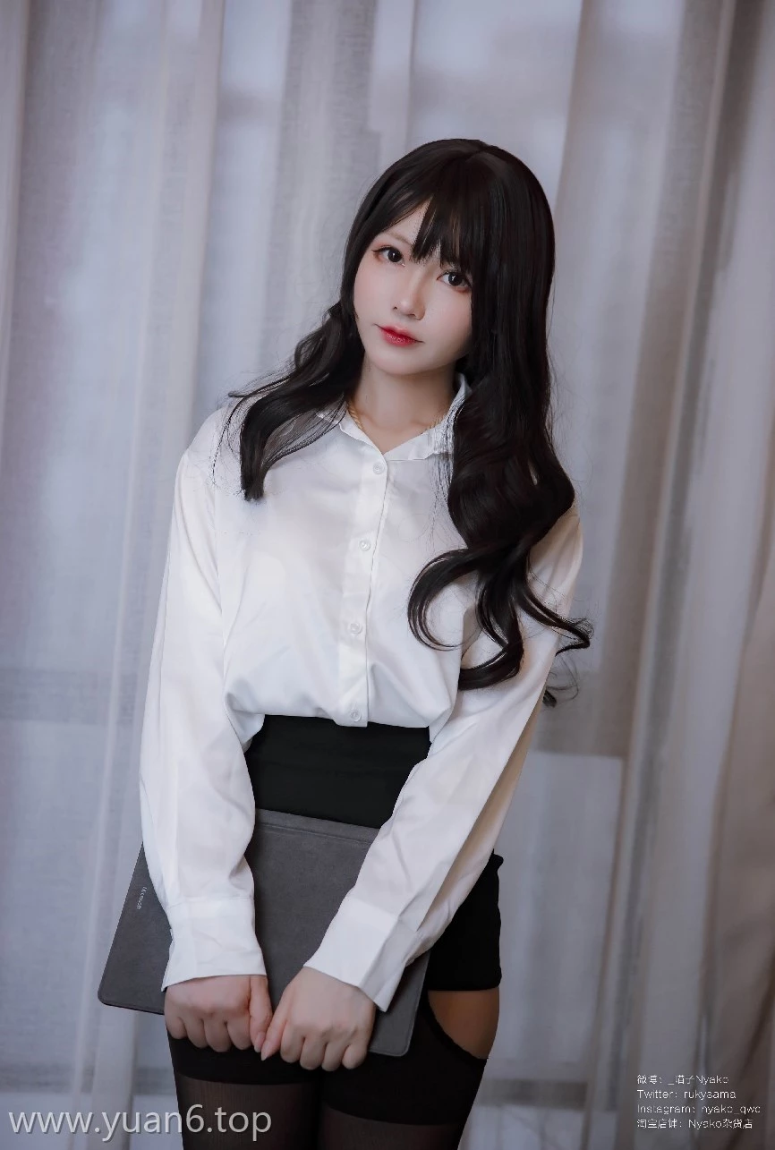 Coser_Nyako喵子-隣のやばいお姉さん OL[78P+1V]