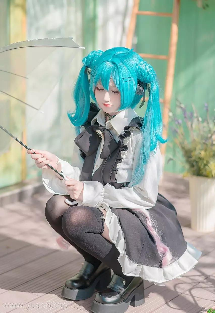 美图欣赏丨Coser_Kuuko W-Miku Hatsune [39P／126MB]