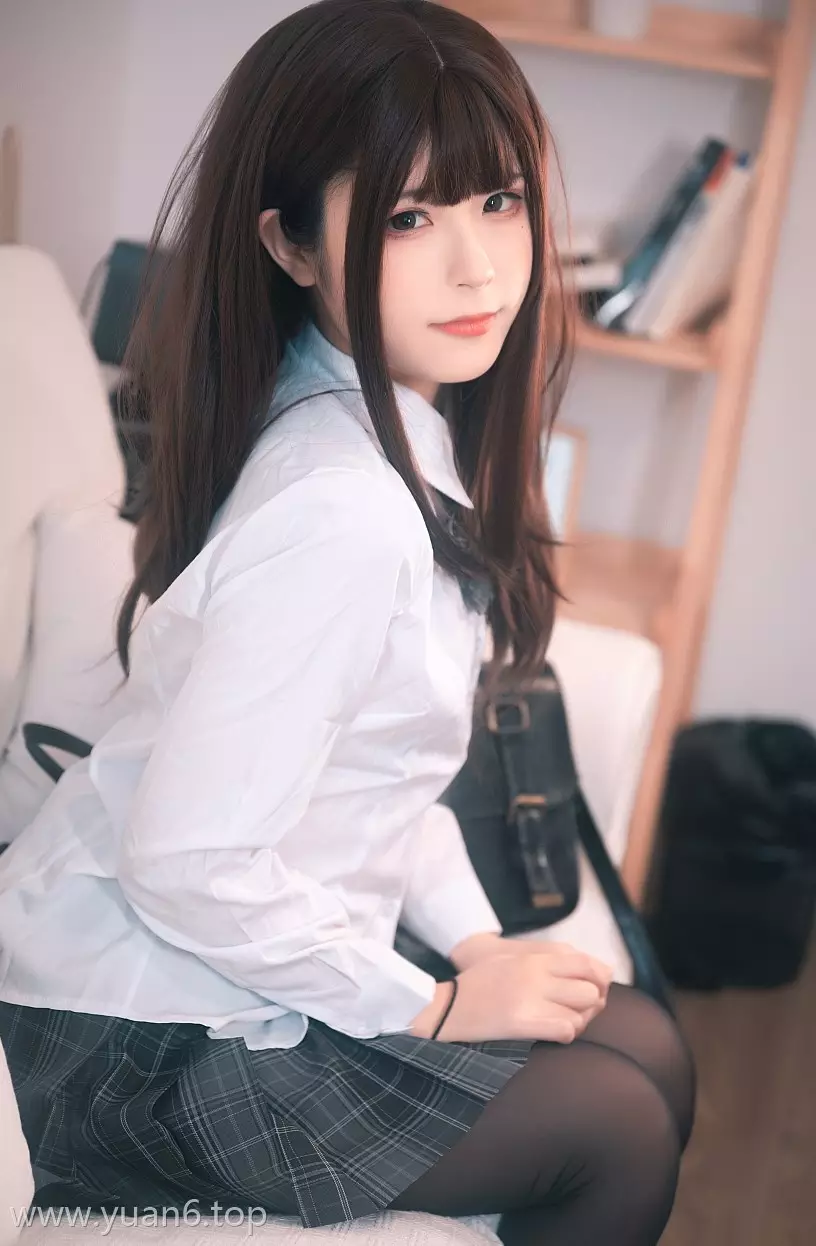 美图欣赏丨Coser_Quan冉有点饿-束缚猫猫[57P-542M]