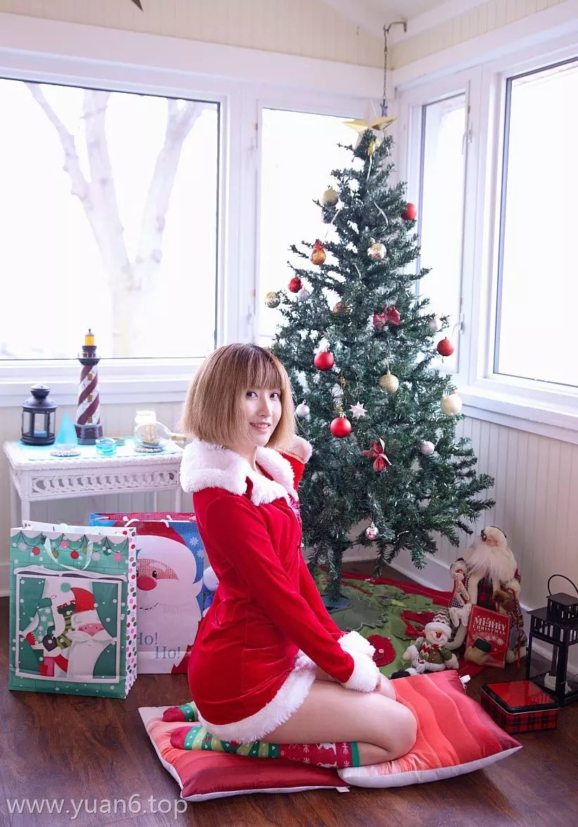 美图欣赏丨Coser_MissWarmJ-Free New Year Set[25P-150.6M]